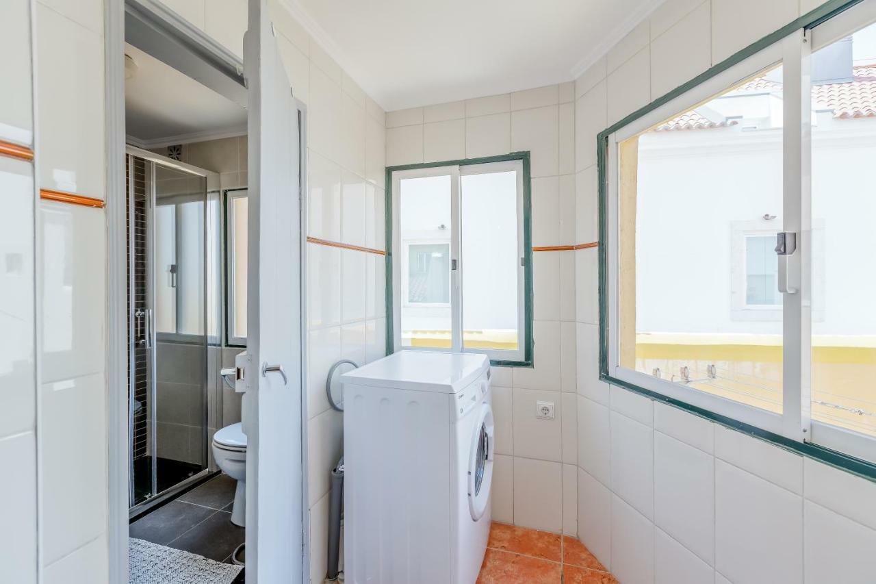 Bright & Spacious Alfama Apartment, By Timecooler Lisboa Kültér fotó