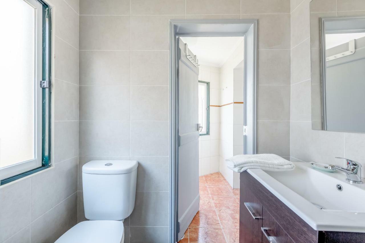Bright & Spacious Alfama Apartment, By Timecooler Lisboa Kültér fotó