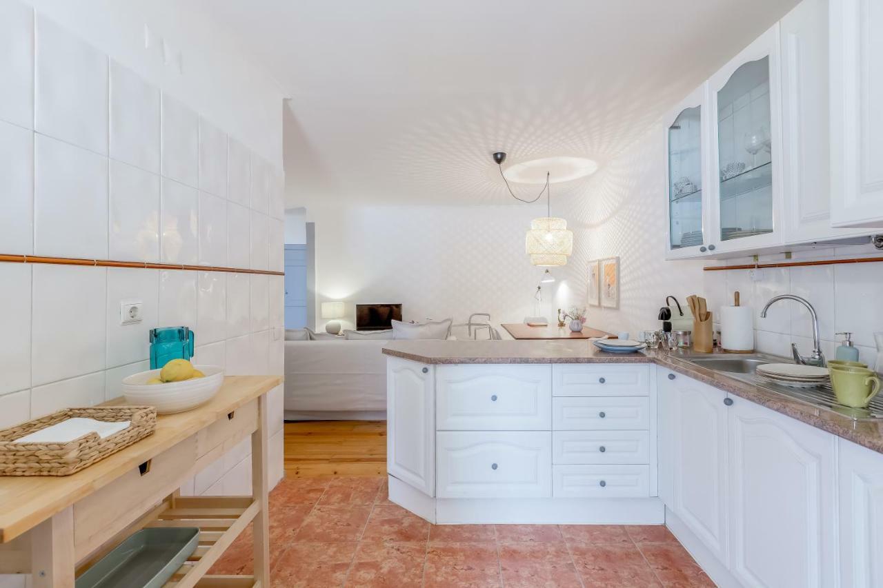 Bright & Spacious Alfama Apartment, By Timecooler Lisboa Kültér fotó